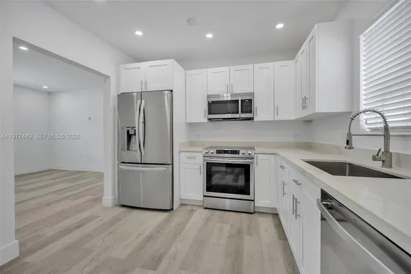 $3,450 | 1401 Northeast 152nd Street, North Miami Beach, FL 33162