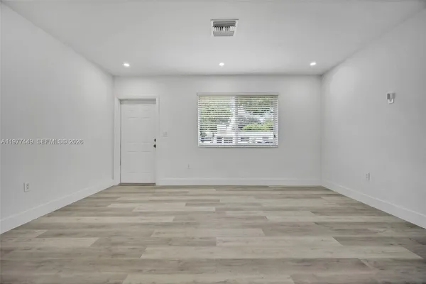 $3,450 | 1401 Northeast 152nd Street, North Miami Beach, FL 33162