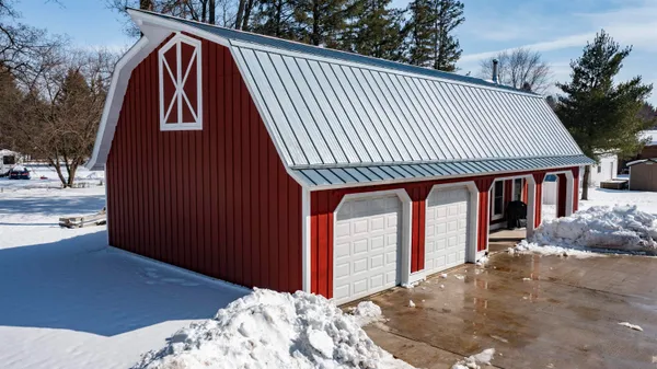 $449,900 | E1471 Arbor Street, Waupaca, WI 54981