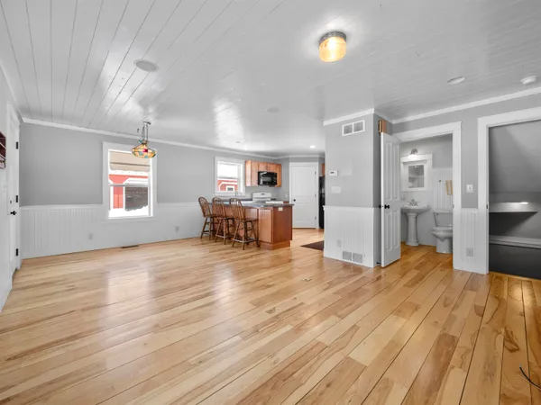 $449,900 | E1471 Arbor Street, Waupaca, WI 54981