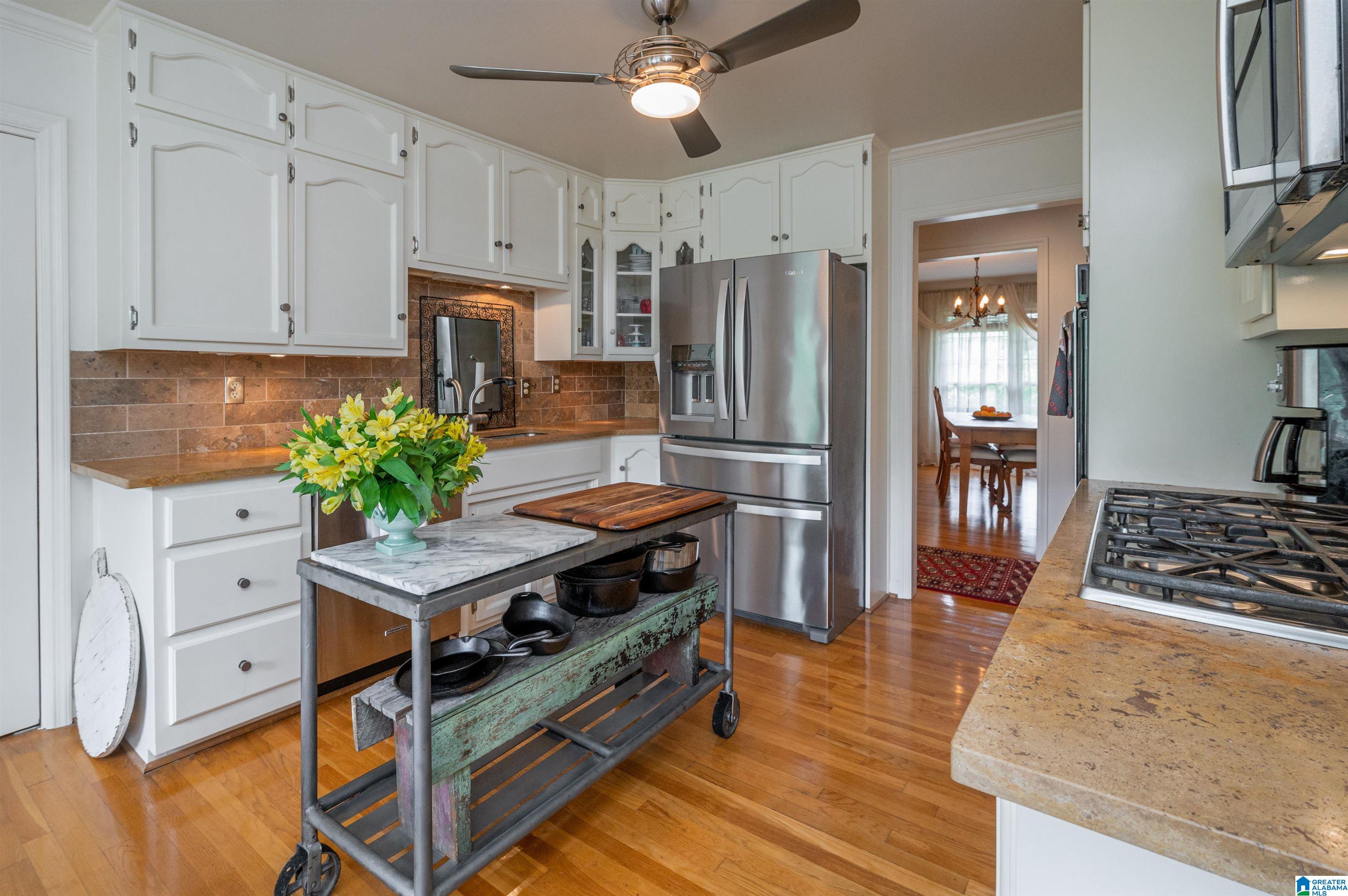 224 Oakmont Road Birmingham, AL 35244 - Photo 17 of 50