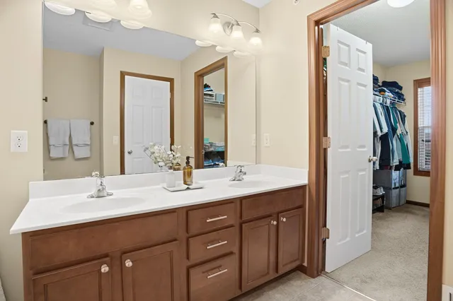 $335,000 | 17390 72nd Avenue North, Unit 1301, Maple Grove, MN 55311