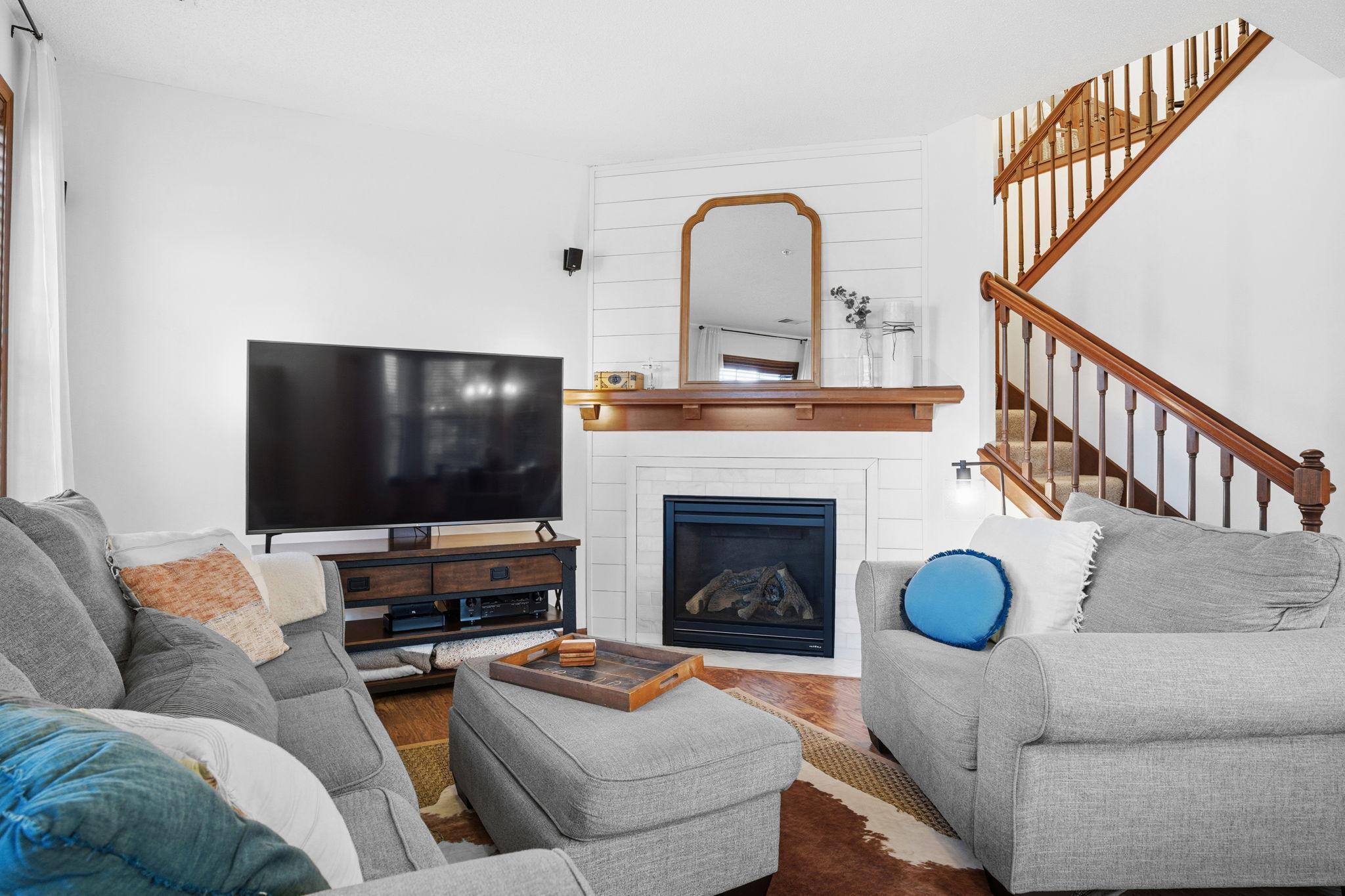 17390 72nd Avenue North, Unit 1301 Maple Grove, MN 55311 - Photo 2 of 31