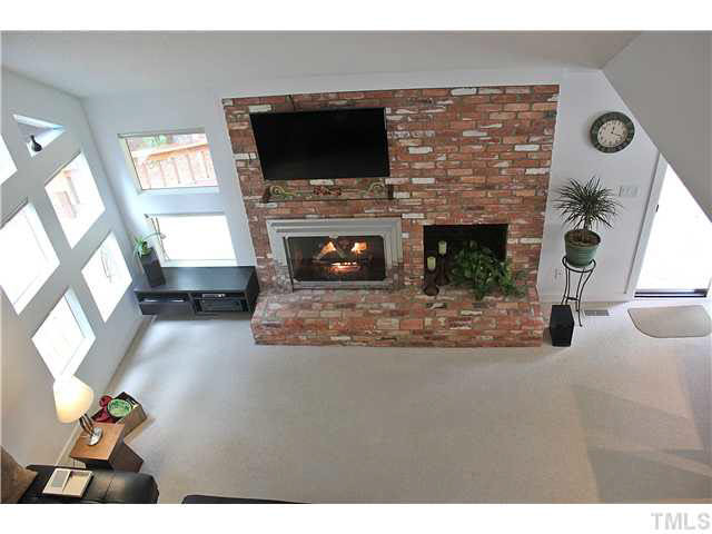 500 Brookfield Road Raleigh, NC 27615 - Photo 16 of 25 Den/Family/Great Room