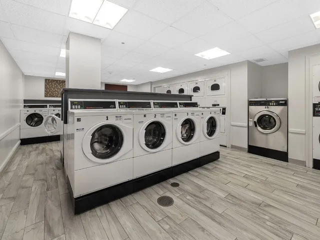 $3,150 | 44 Washington Street, Unit 817, Brookline, MA 02445