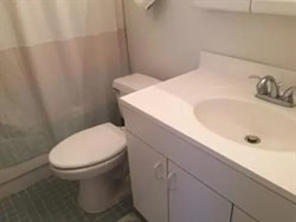 $3,150 | 44 Washington Street, Unit 817, Brookline, MA 02445