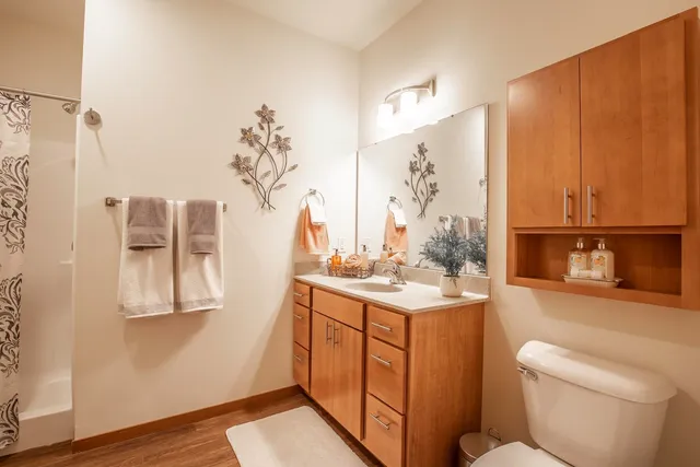 $2,199 | 1818 Parmenter Street, Unit 2, Middleton, WI 53562