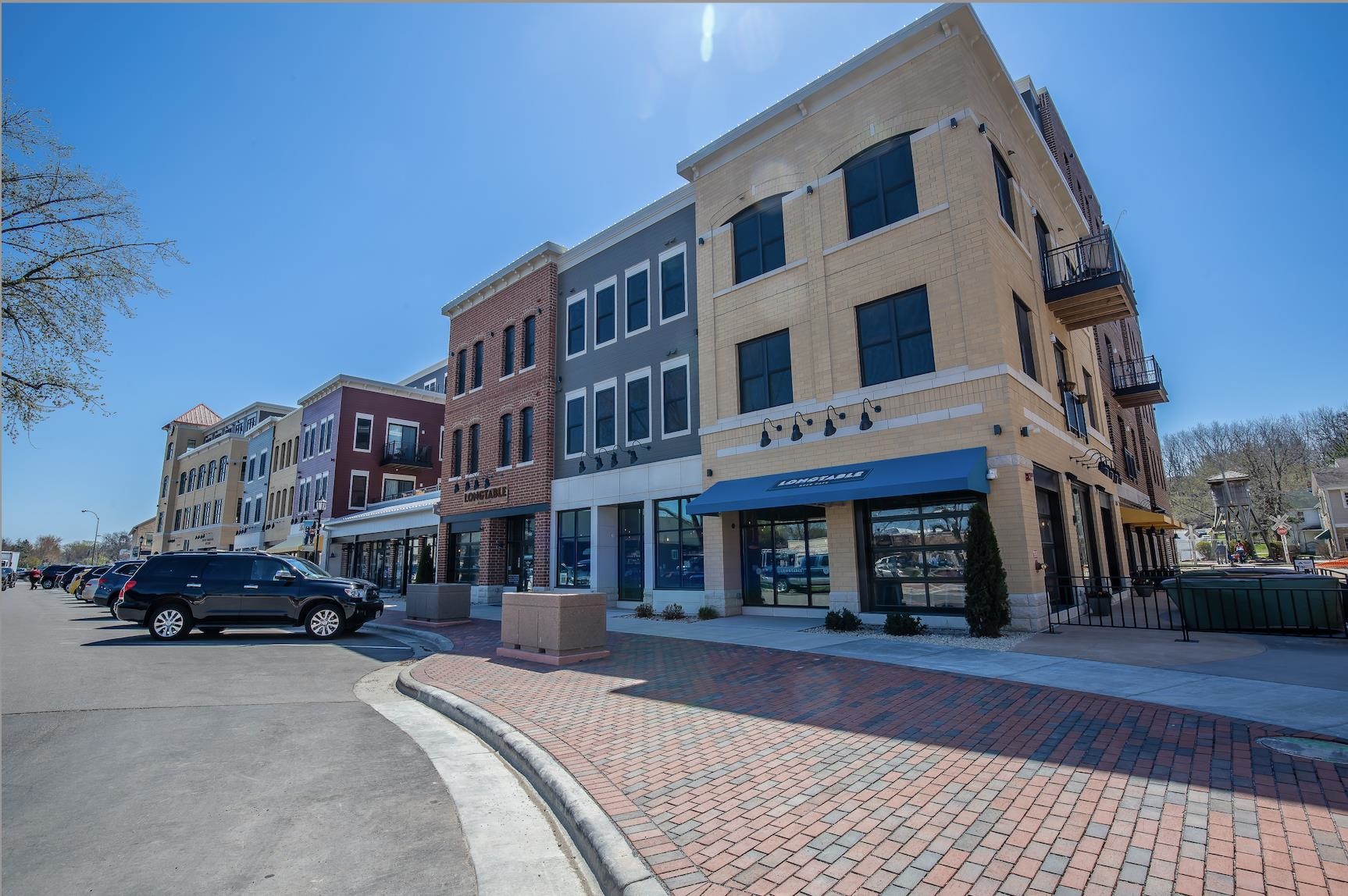 1818 Parmenter Street, Unit 2 Middleton, WI 53562 - Photo 2 of 20