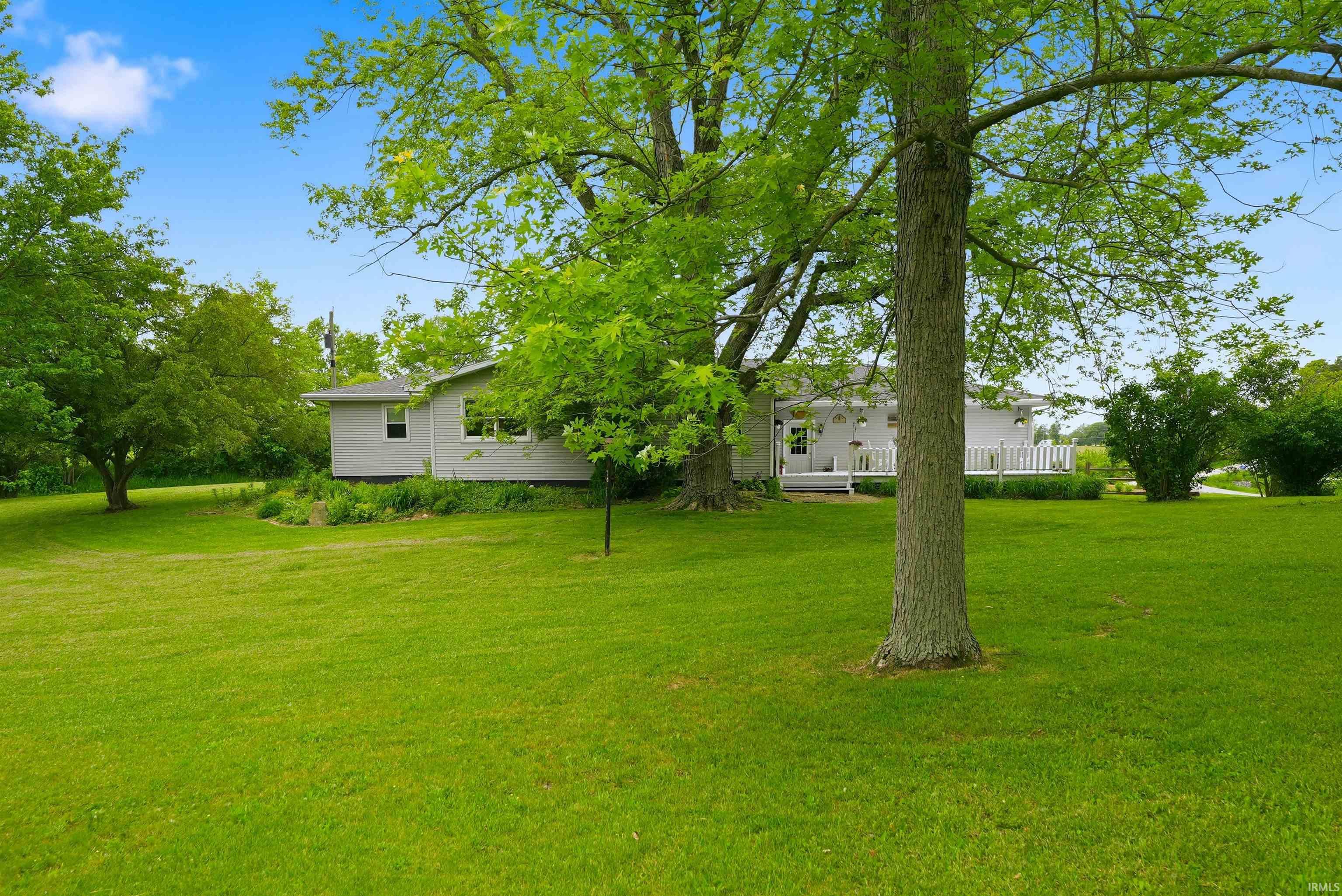 3105 East Hartman Road Columbia City, IN 46725 - Photo 7 of 36
