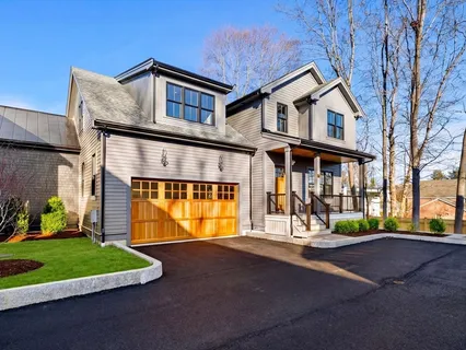 $1,950,000 | 8 Flatley Avenue, Manchester, MA 01944