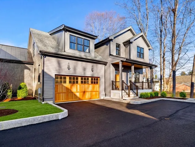 $1,950,000 | 8 Flatley Avenue, Manchester, MA 01944