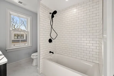 $1,950,000 | 8 Flatley Avenue, Manchester, MA 01944