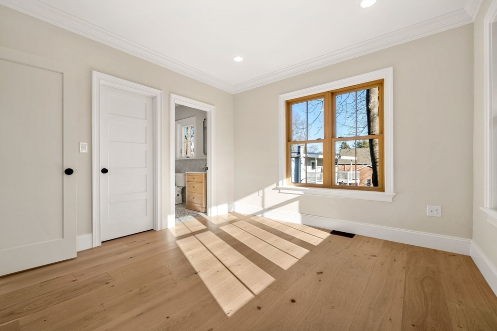 8 Flatley Avenue Manchester, MA 01944 - Photo 15 of 25