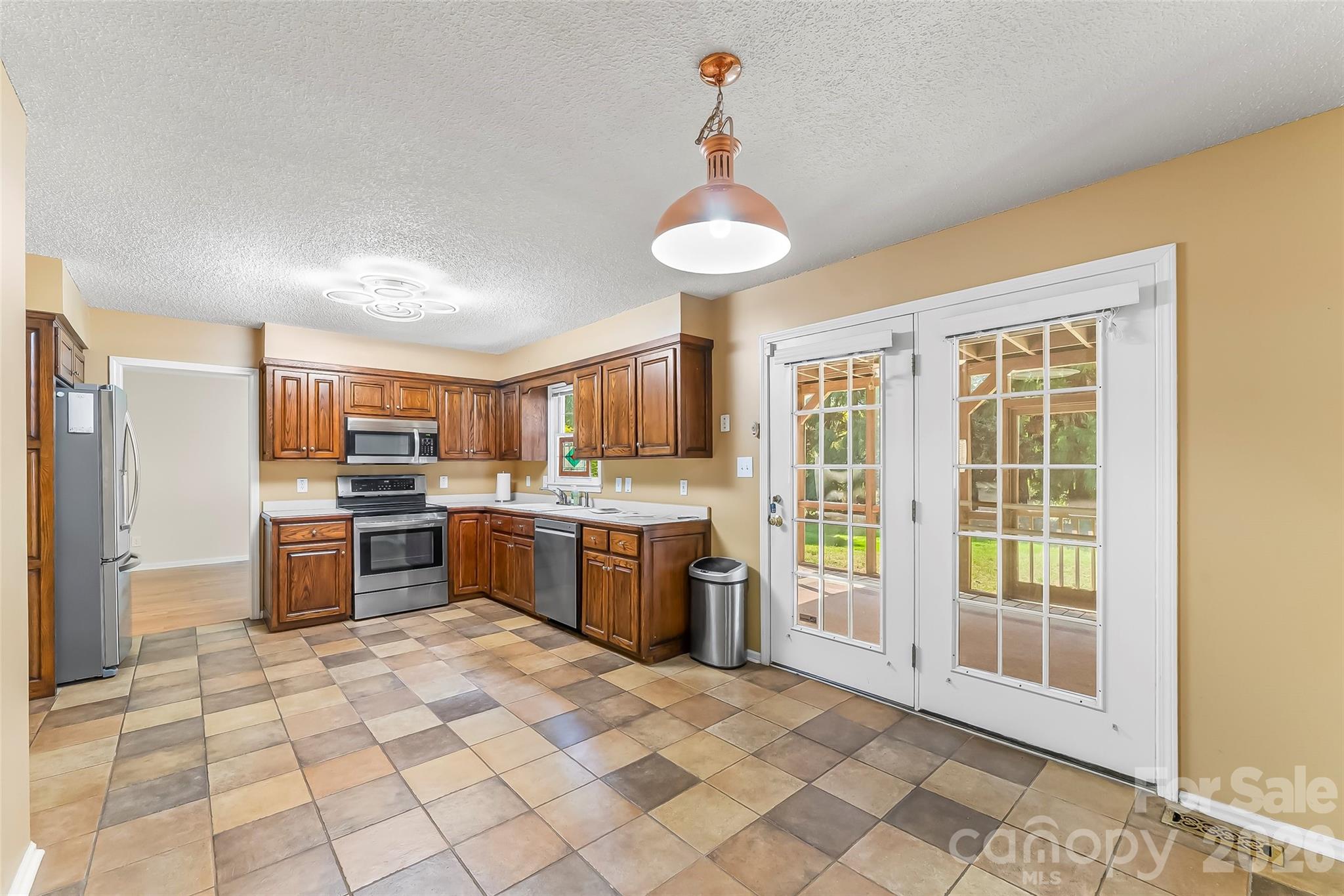 4617 Harbor View Terrace Morganton, NC 28655 - Photo 10 of 43