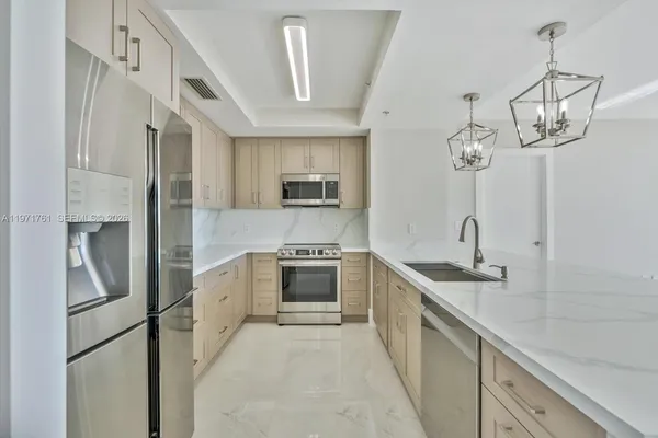 $3,495,000 | 3400 Southwest 27th Avenue, Unit 602, Miami, FL 33133
