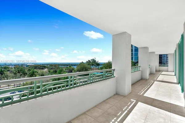 $3,495,000 | 3400 Southwest 27th Avenue, Unit 602, Miami, FL 33133