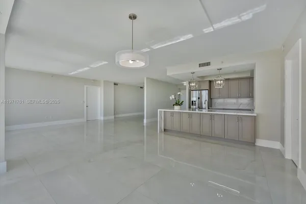 $3,495,000 | 3400 Southwest 27th Avenue, Unit 602, Miami, FL 33133