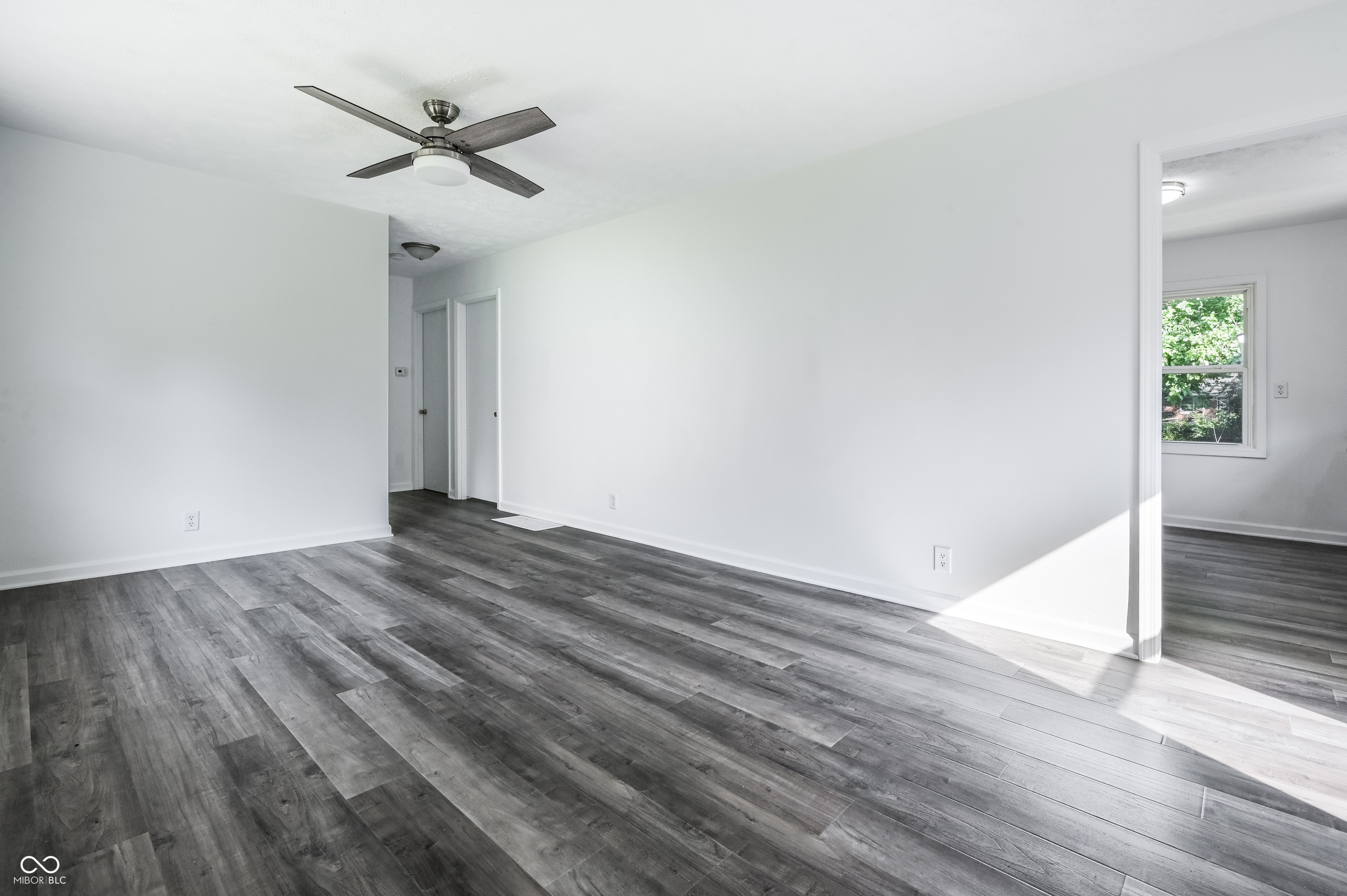 2002 Mayfair Drive Indianapolis, IN 46260 - Photo 2 of 14