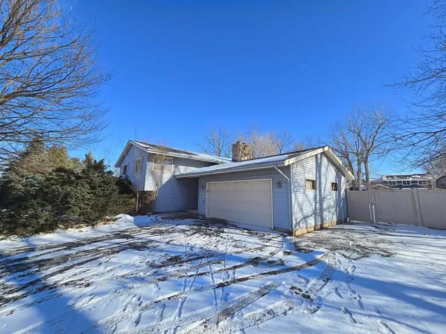 $319,000 | 1455 Bloomingdale Road, Glendale Heights, IL 60139