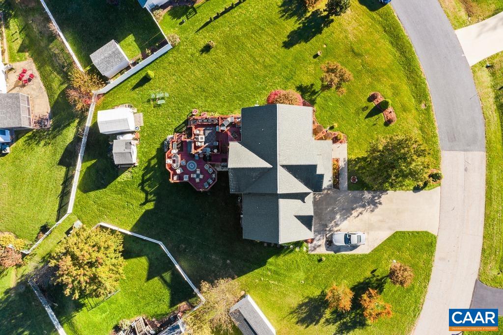 120 Long Bow Road Waynesboro, VA 22980 - Photo 35 of 37 Gallery Image 35