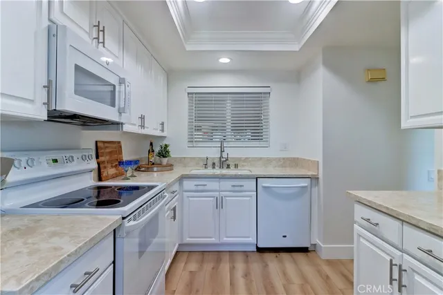 $425,000 | 5369 Algarrobo, Unit 2D, Laguna Woods, CA 92637