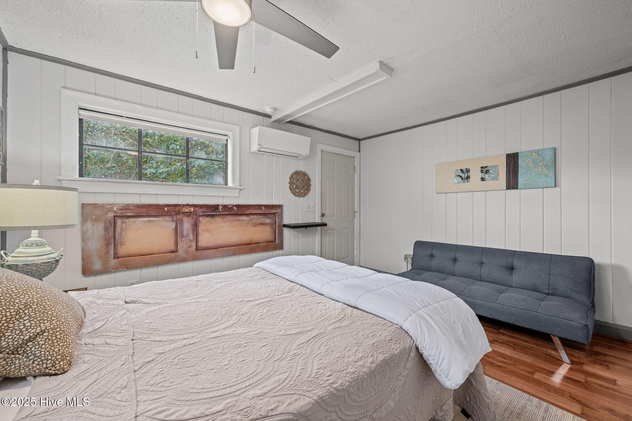 411 George Street, Unit 3 New Bern, NC 28560 - Photo 3 of 15 6-web-or-mls-DSC_3632