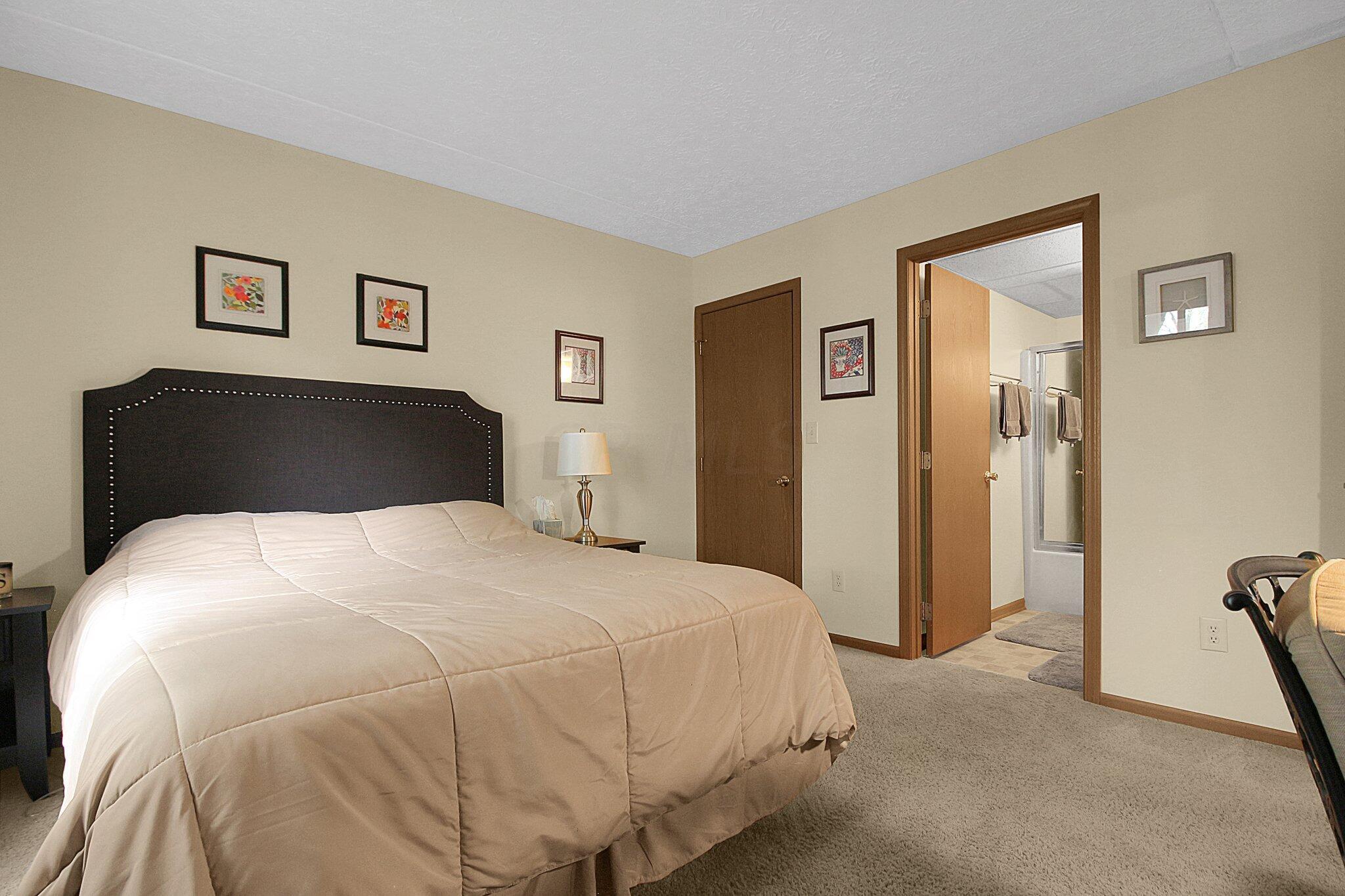 3941 Karl Road, Unit 129 Columbus, OH 43224 - Photo 15 of 30 Primary Bedroom