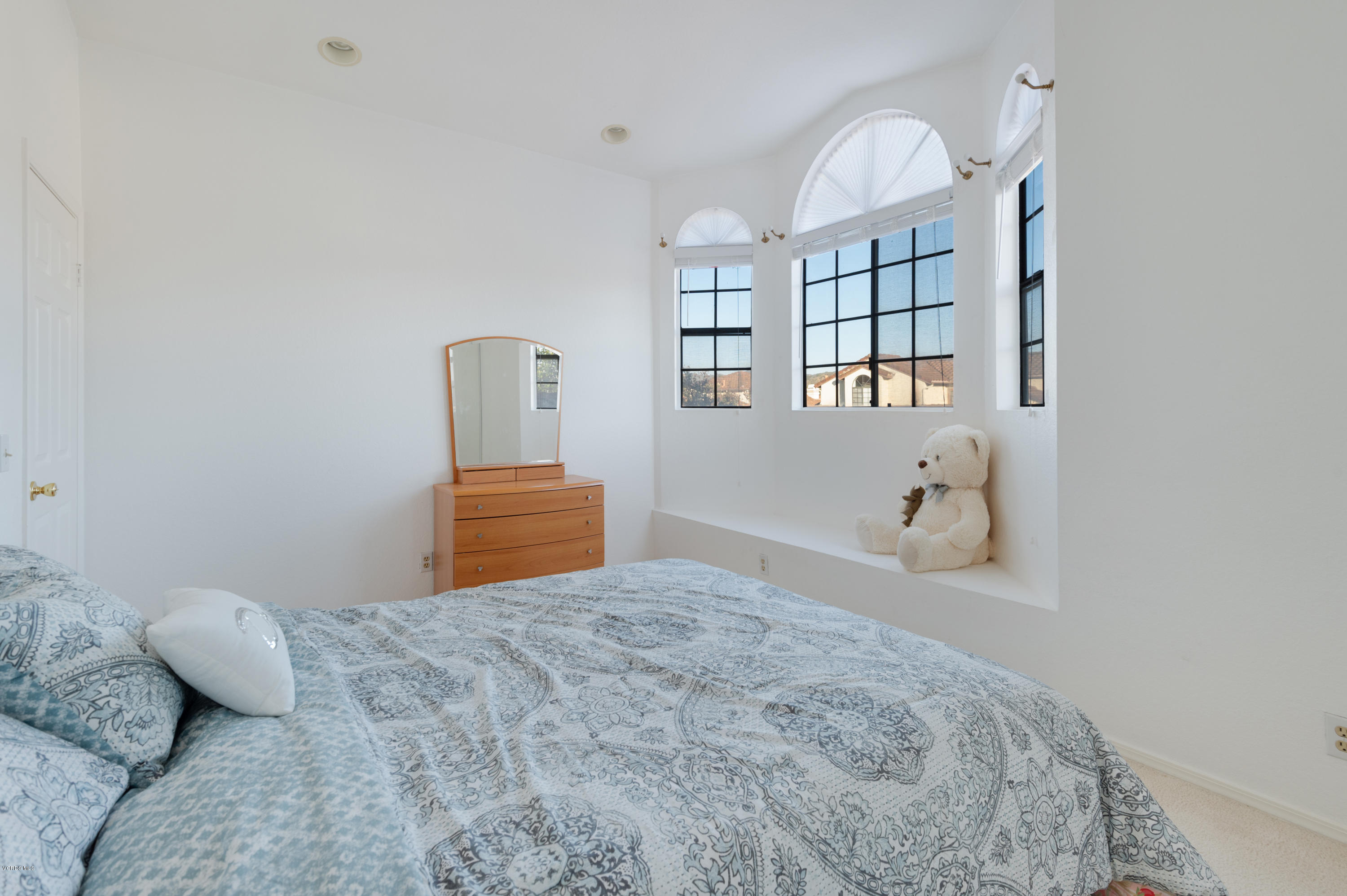 737 Congressional Road Simi Valley, CA 93065 - Photo 11 of 18 a bedroom with a bed a window and dresser