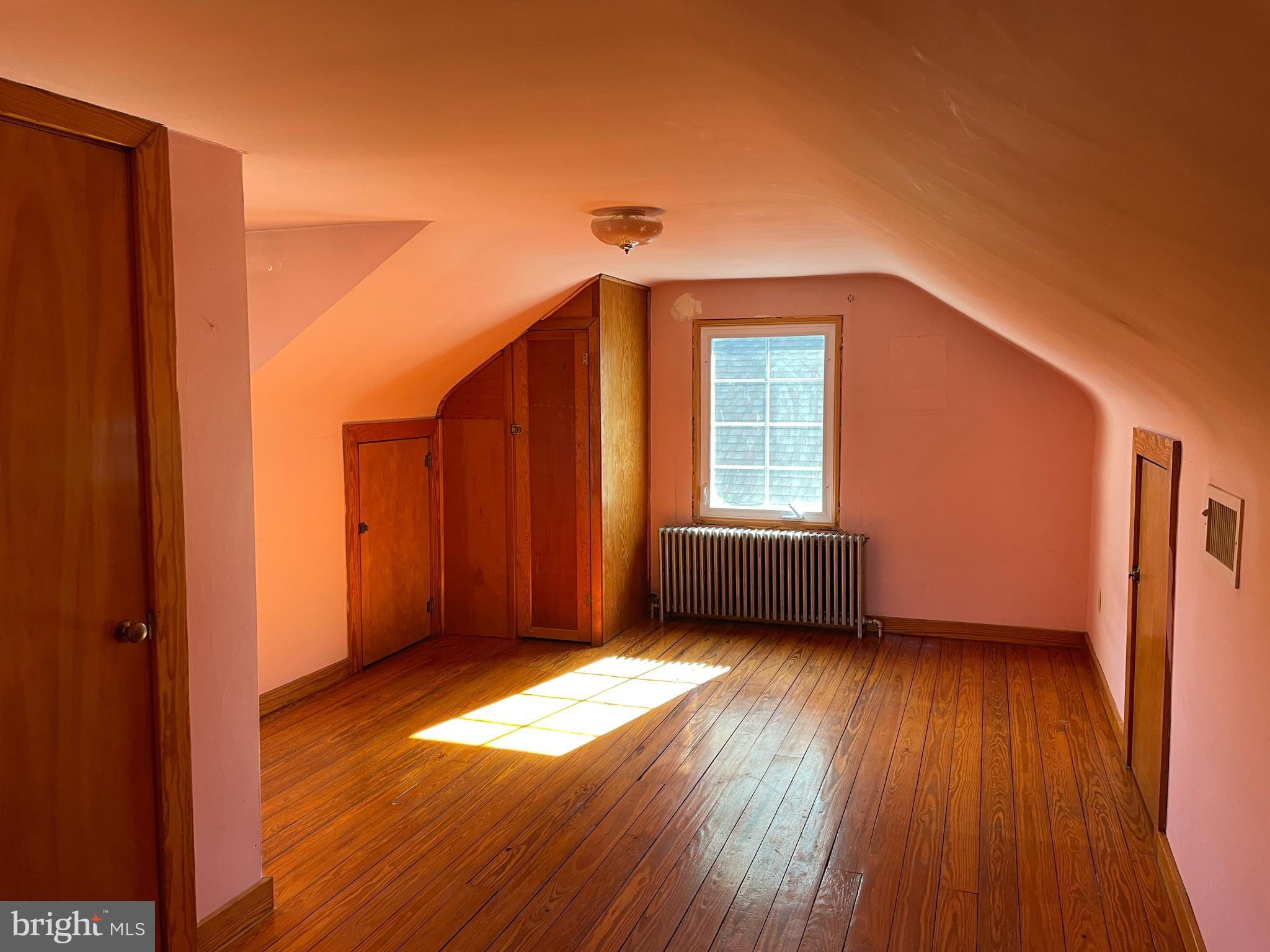 724 Godshall Road Telford, PA 18969 - Photo 14 of 22 2nd Floor Bedroom