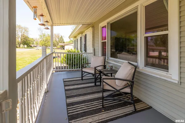 $189,000 | 703 South Hadfield Street, Marion, IL 62959