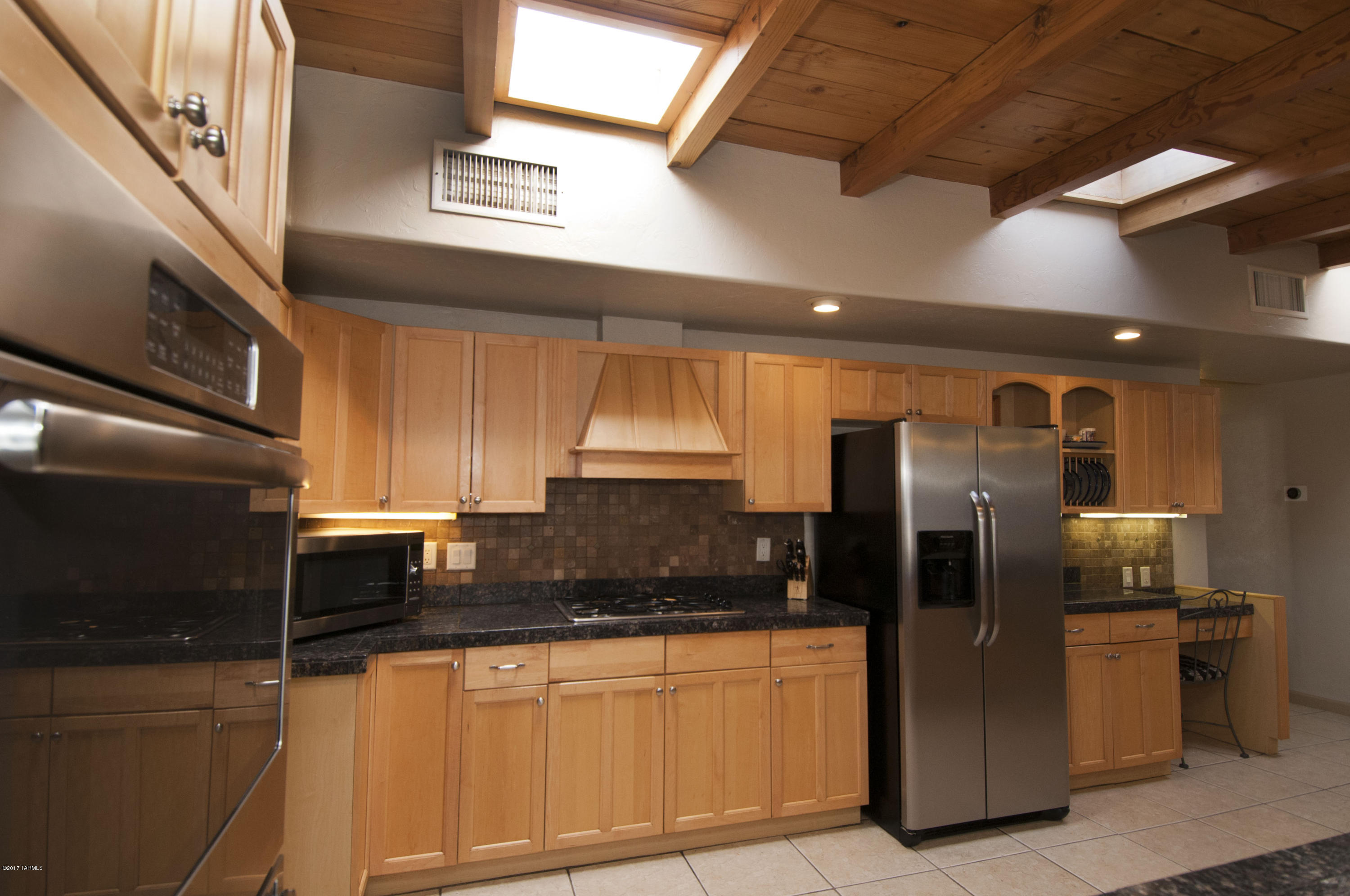 1935 East Lind Road Tucson, AZ 85719 - Photo 7 of 39 Gallery Image 7