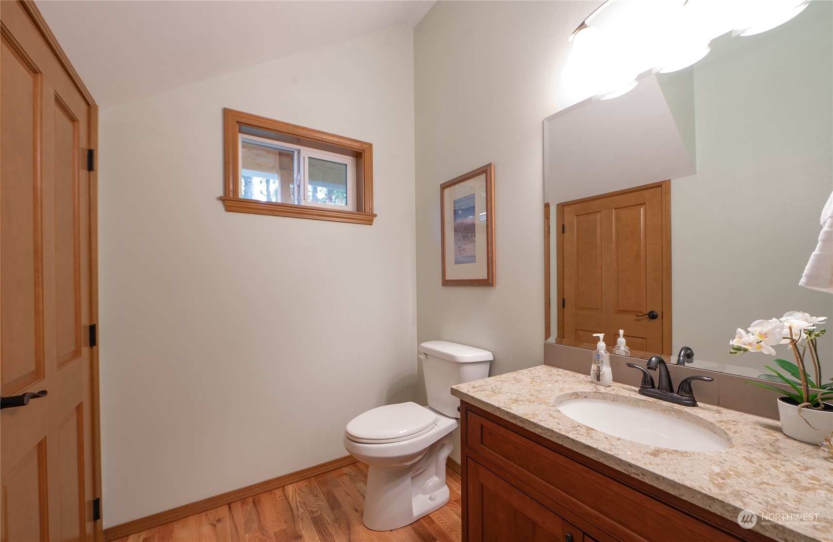 1813 Yew Street Road Bellingham, WA 98229 - Photo 20 of 32 Gallery Image 20