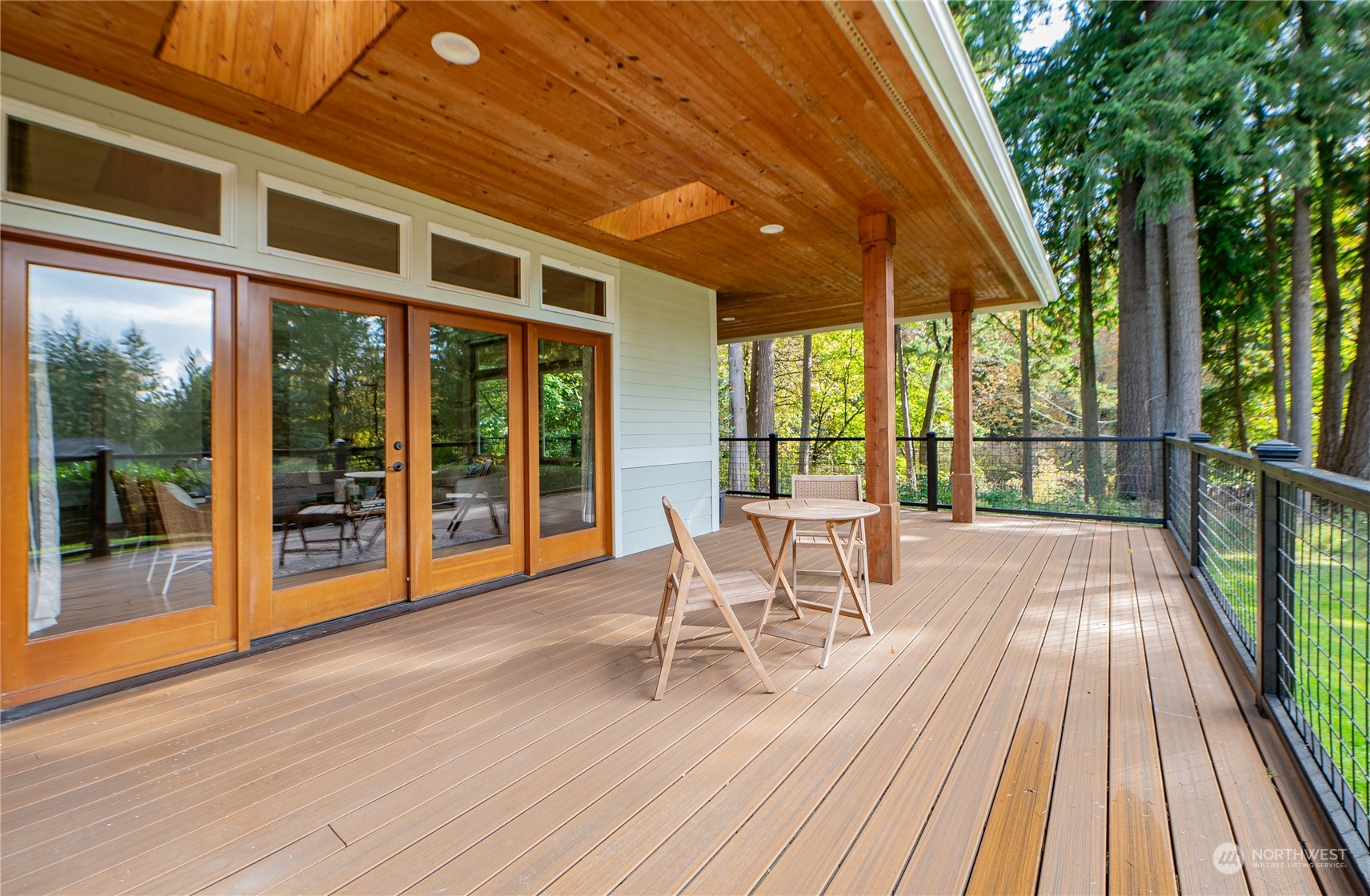 1813 Yew Street Road Bellingham, WA 98229 - Photo 27 of 32 Gallery Image 27