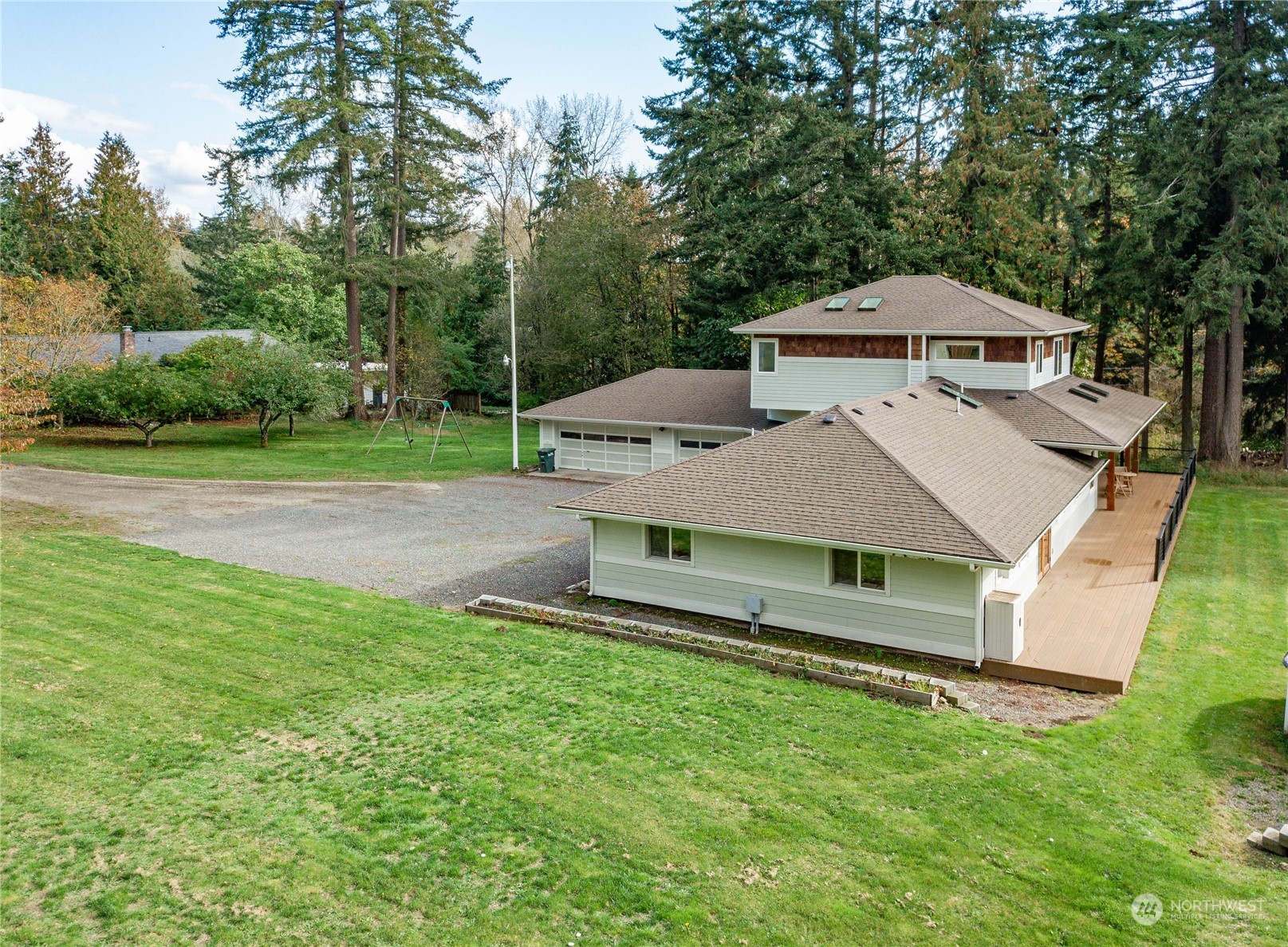 1813 Yew Street Road Bellingham, WA 98229 - Photo 29 of 32 Gallery Image 29
