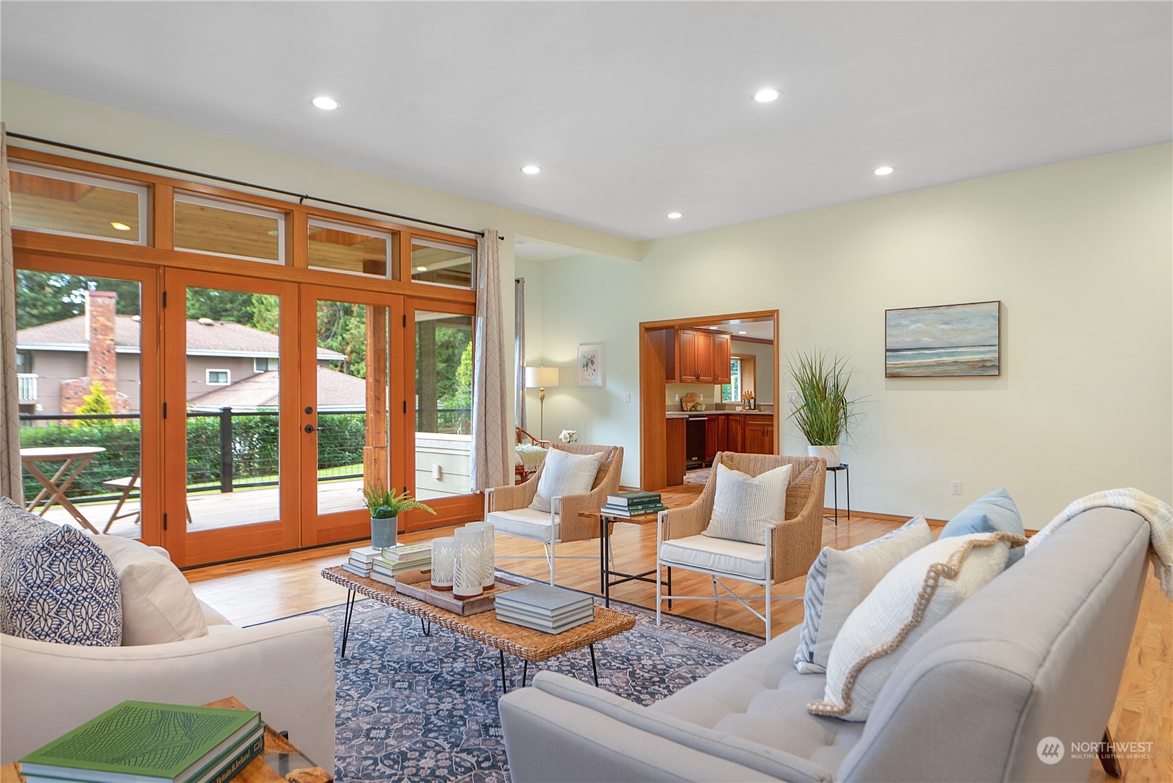 1813 Yew Street Road Bellingham, WA 98229 - Photo 5 of 32 Gallery Image 5