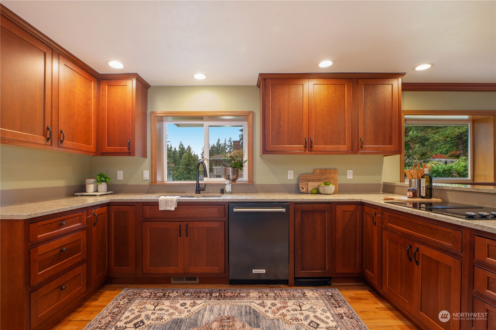 1813 Yew Street Road Bellingham, WA 98229 - Photo 7 of 32 Gallery Image 7