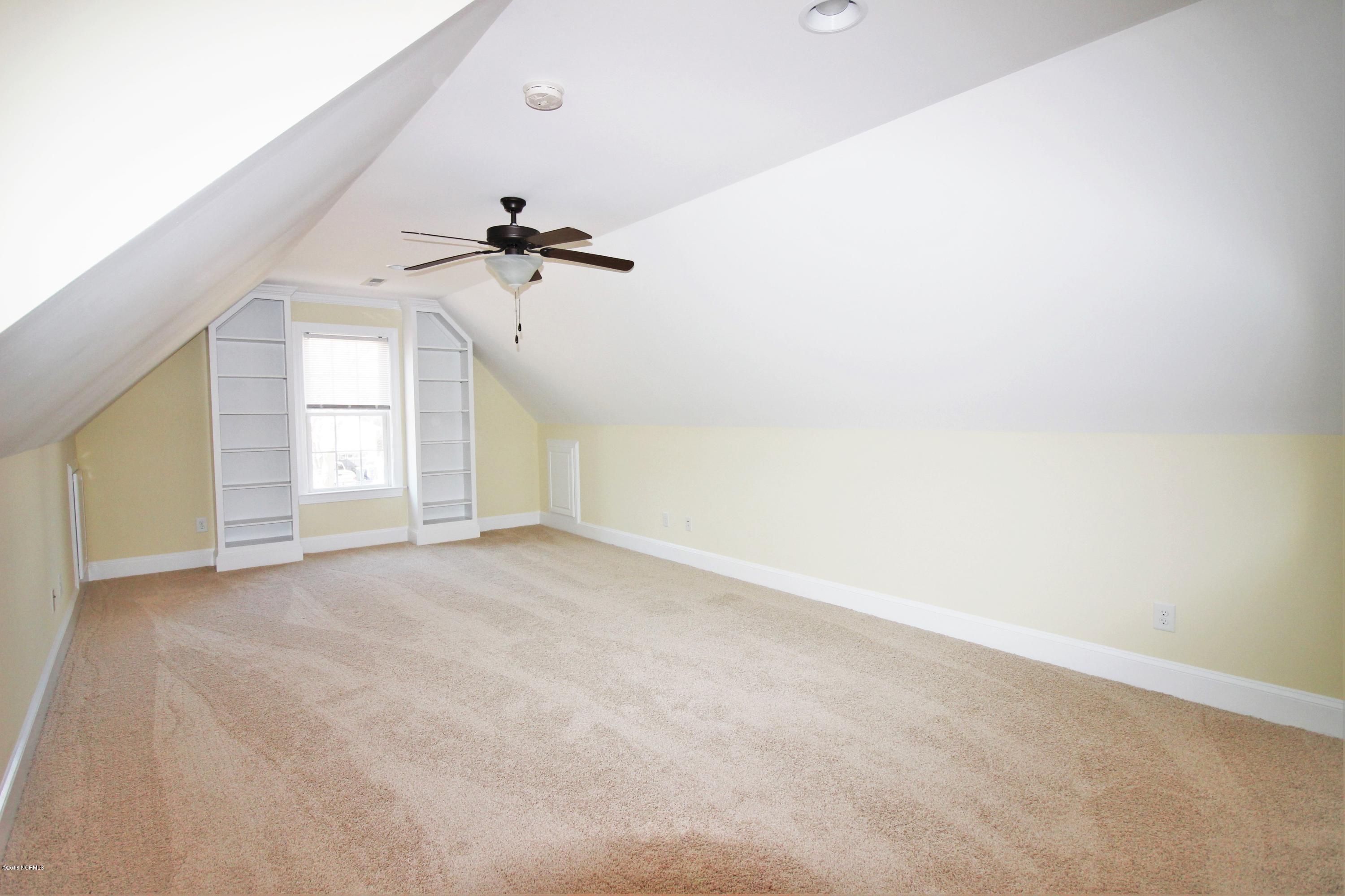 1109 East Rock Spring Road Greenville, NC 27858 - Photo 19 of 31 IMG_0160