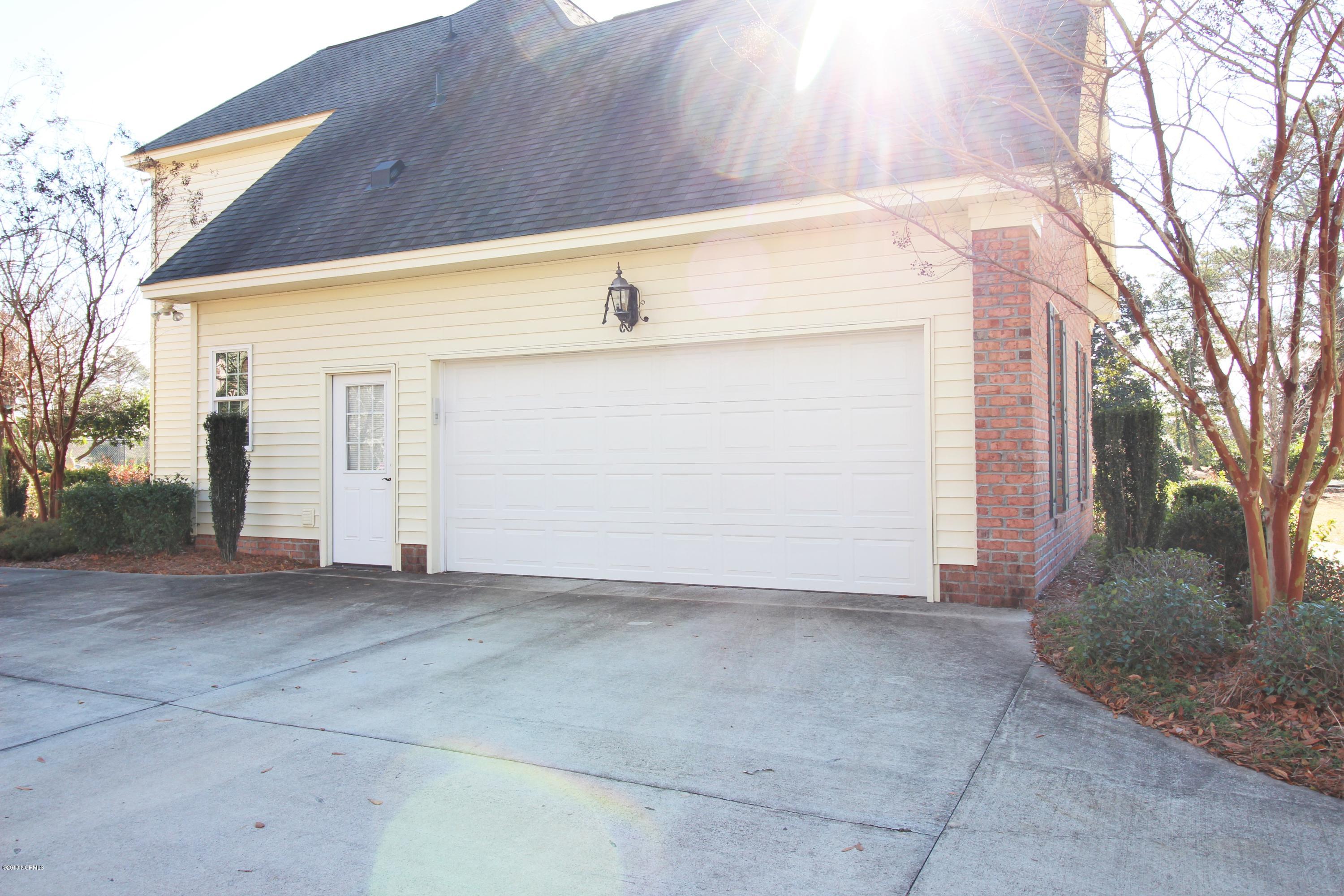1109 East Rock Spring Road Greenville, NC 27858 - Photo 29 of 31 IMG_0199