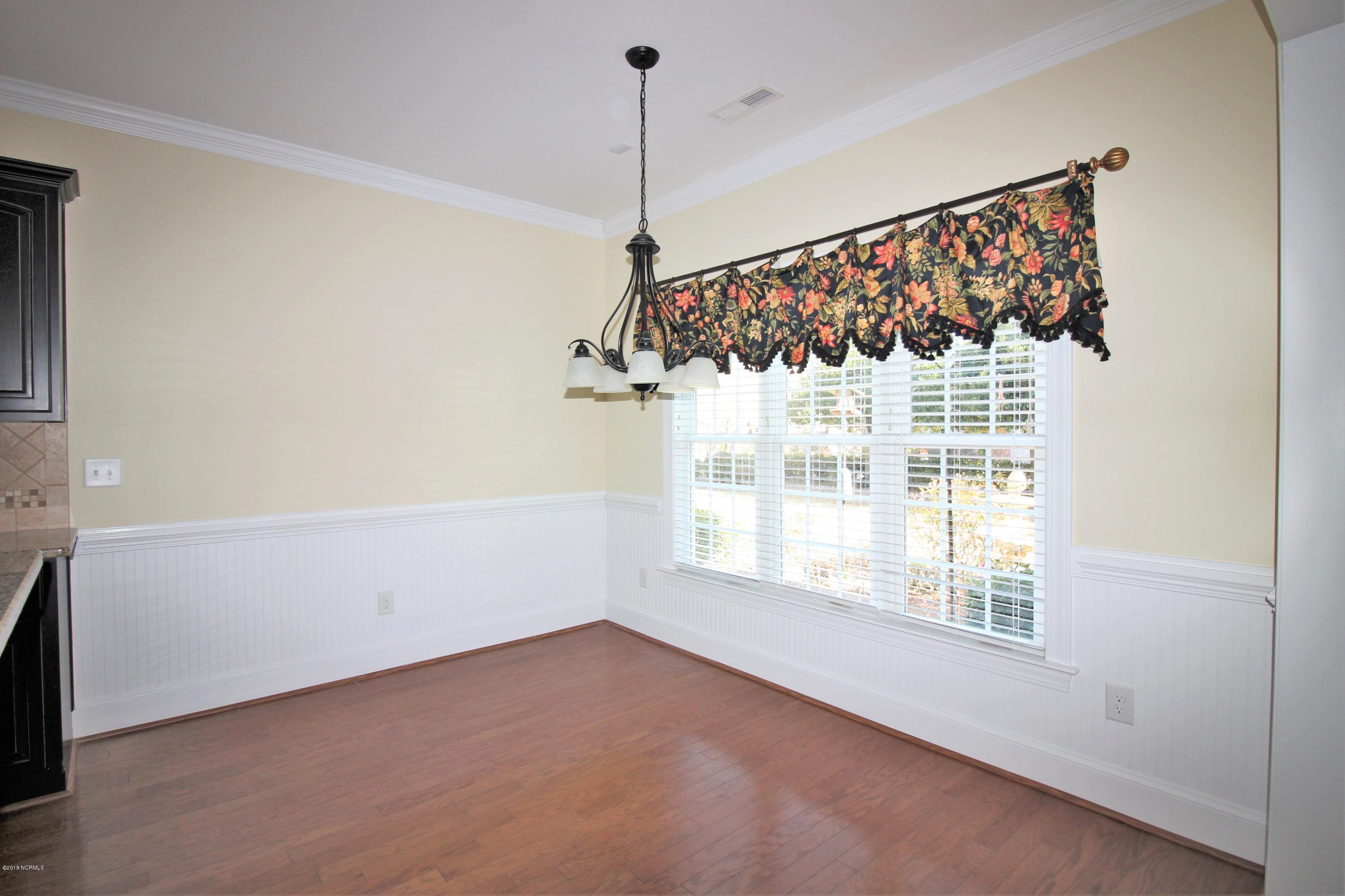 1109 East Rock Spring Road Greenville, NC 27858 - Photo 6 of 31 05