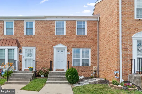 $2,300 | 1004 Dartmouth Glen Way, Baltimore, MD 21212