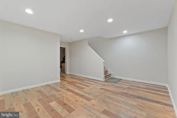 $2,300 | 1004 Dartmouth Glen Way, Baltimore, MD 21212