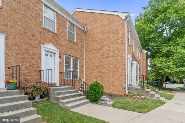 $2,300 | 1004 Dartmouth Glen Way, Baltimore, MD 21212