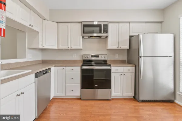 $2,300 | 1004 Dartmouth Glen Way, Baltimore, MD 21212