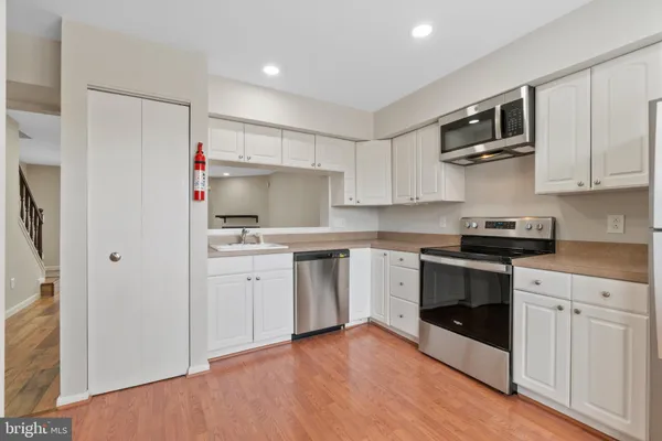 $2,300 | 1004 Dartmouth Glen Way, Baltimore, MD 21212