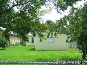 909 Henrietta Street Springfield, IL 62704 - Photo 11 of 12 Gallery Image 11