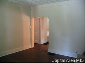 909 Henrietta Street Springfield, IL 62704 - Photo 2 of 12 Gallery Image 2