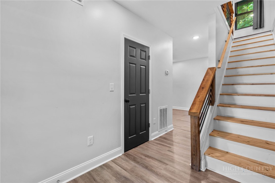 169 Chandy Street Boone, NC 28607 - Photo 3 of 34