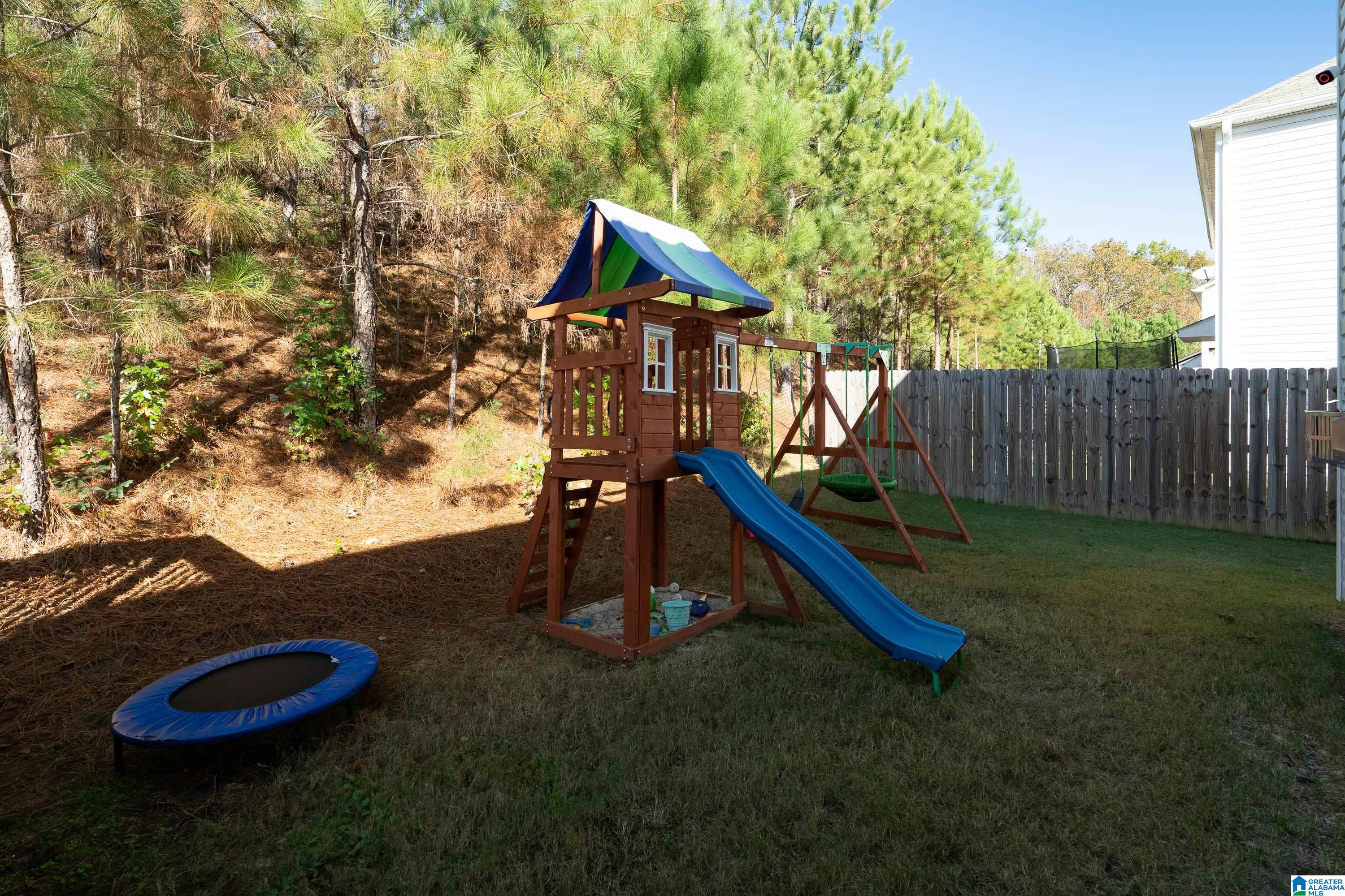 944 Valley Circle Leeds, AL 35094 - Photo 32 of 32
