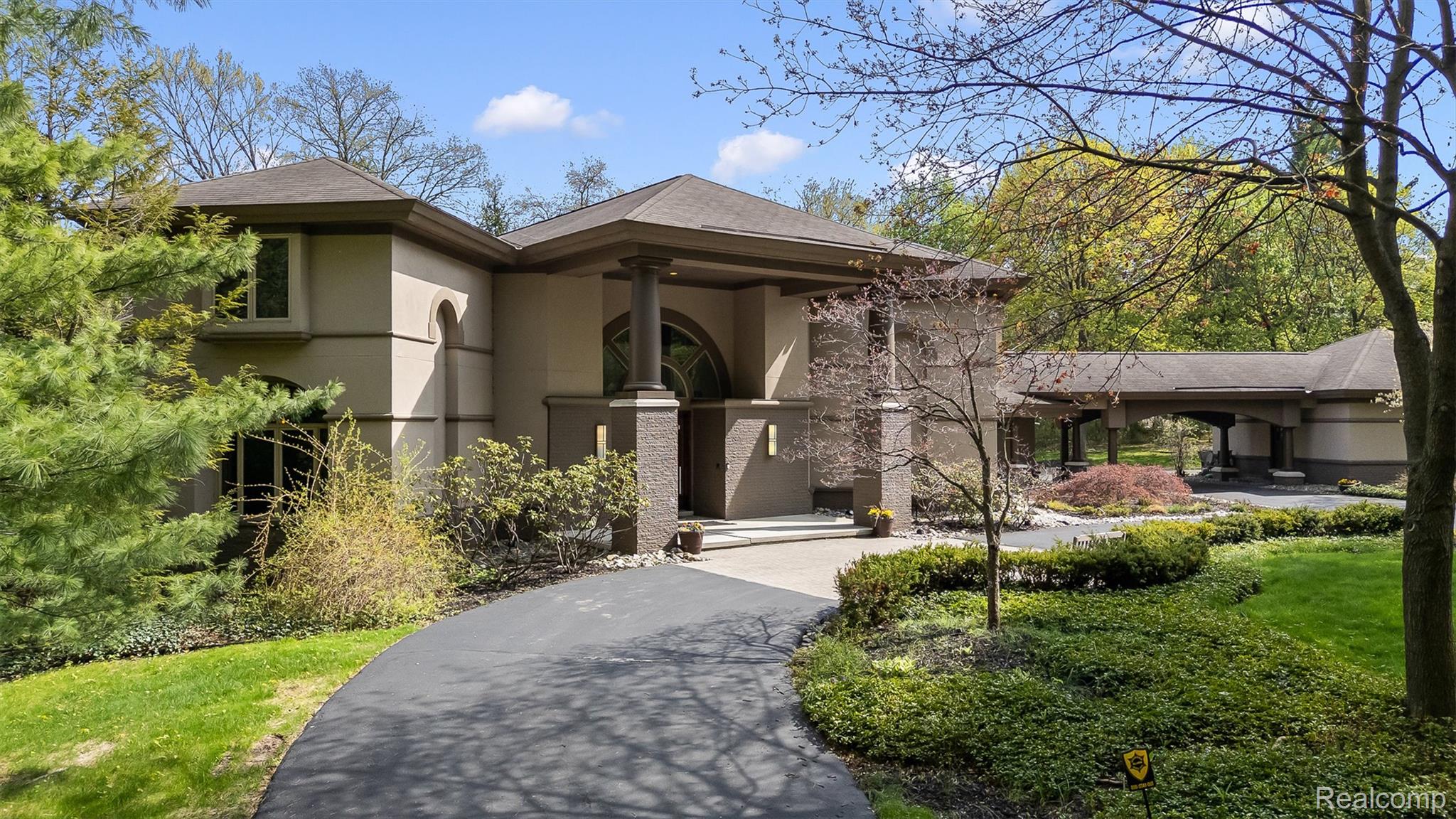 1800 Tiverton Road Bloomfield Hills, MI 48304 - Photo 49 of 56 68-Tiverton-75.jpg
