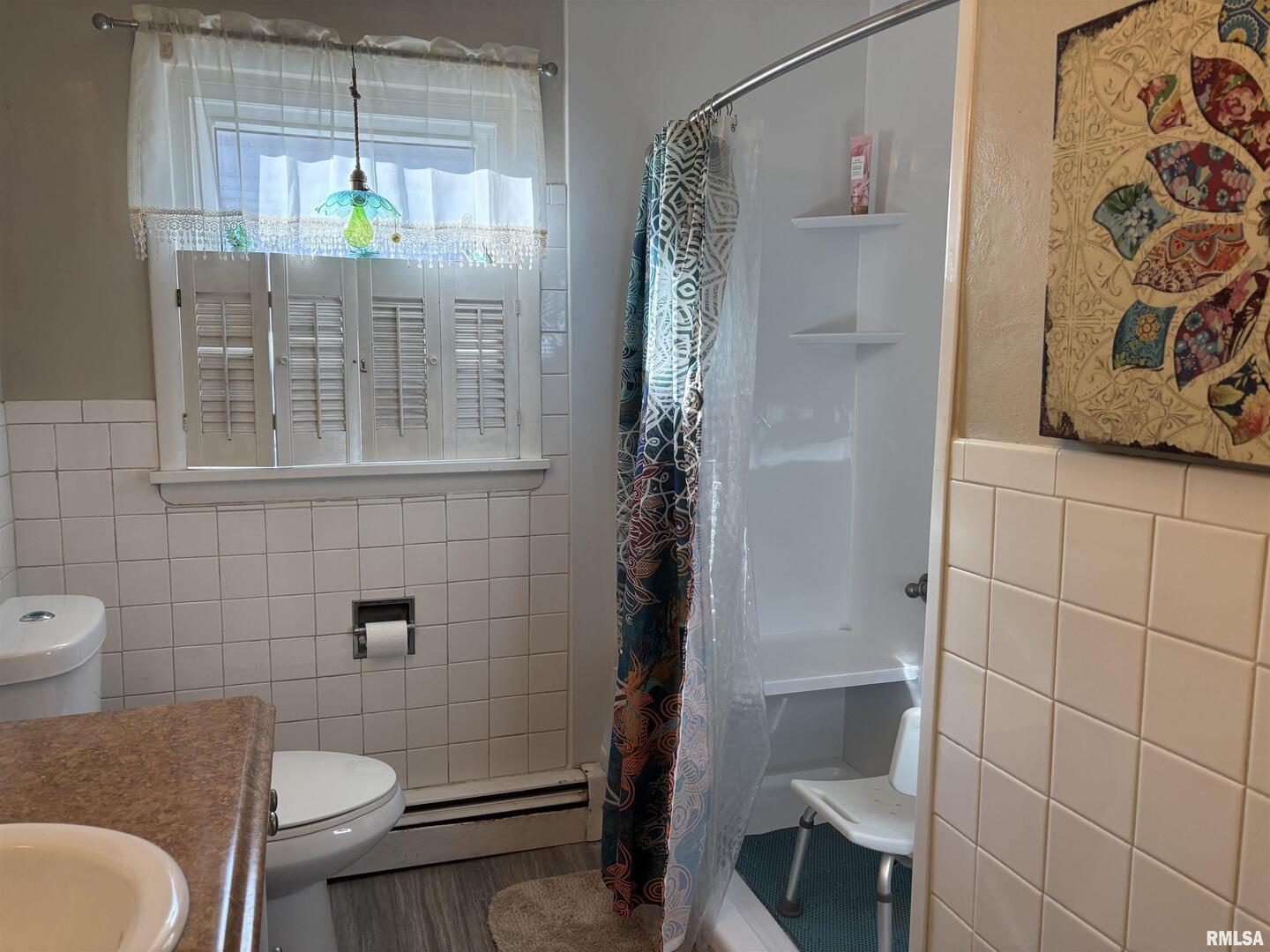 210 Apple Lane Anna, IL 62906 - Photo 34 of 45 a bathroom with a toilet and shower